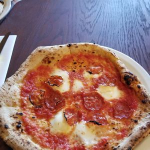 Meet your Posher, Roberto